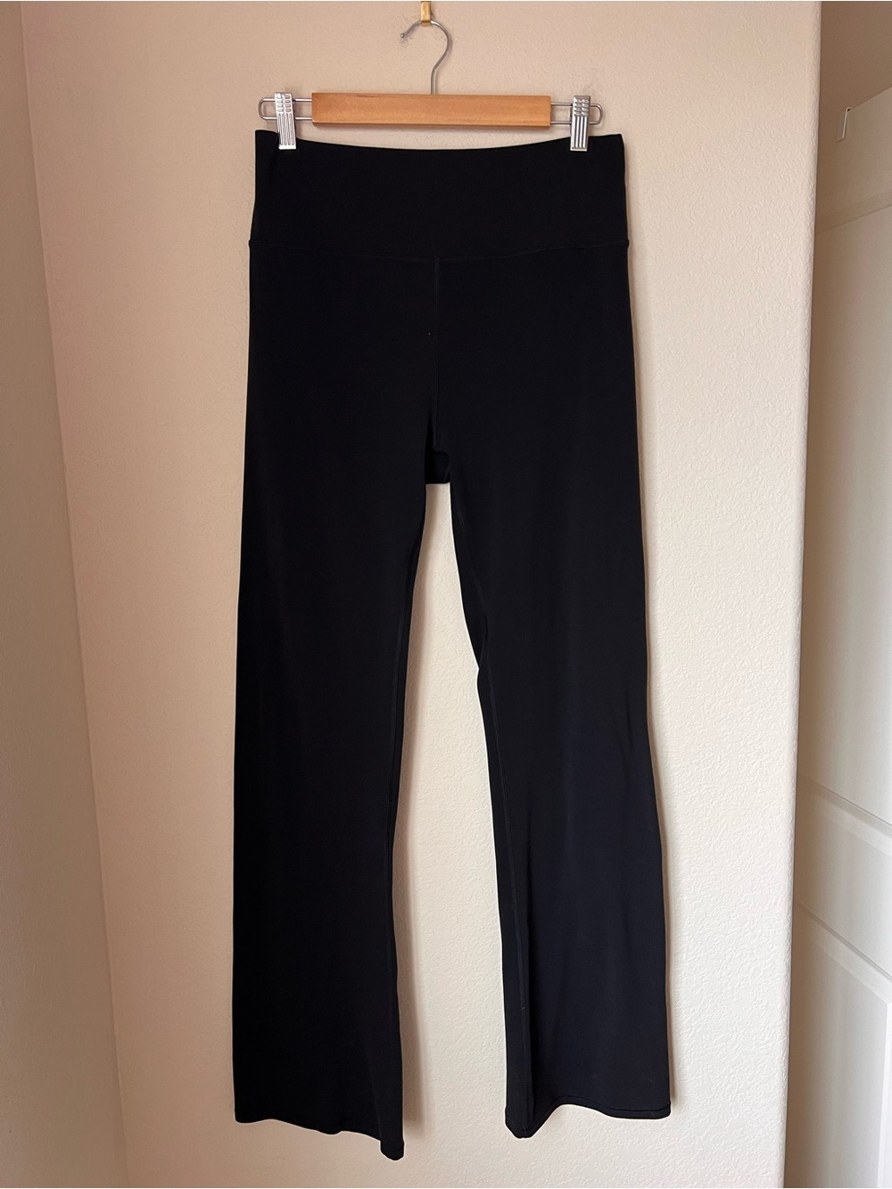 Vuori AllTheFeels Slim Flare Leggings Black Size XL